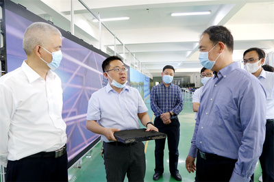 蚌埠市人民政府副市长吴永彬一行莅临我院，共谋校企合作与产教融合新篇章